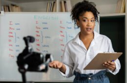 Maîtriser une langue : la clé de la communication professionnelle